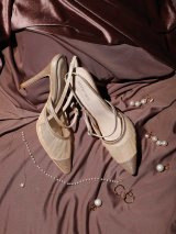 【ROBE de FLEURS/ローブドフルール】シアー/ メッシュ/ ポインテッドトゥ/ ストラップ/ パンプス[OF02C]