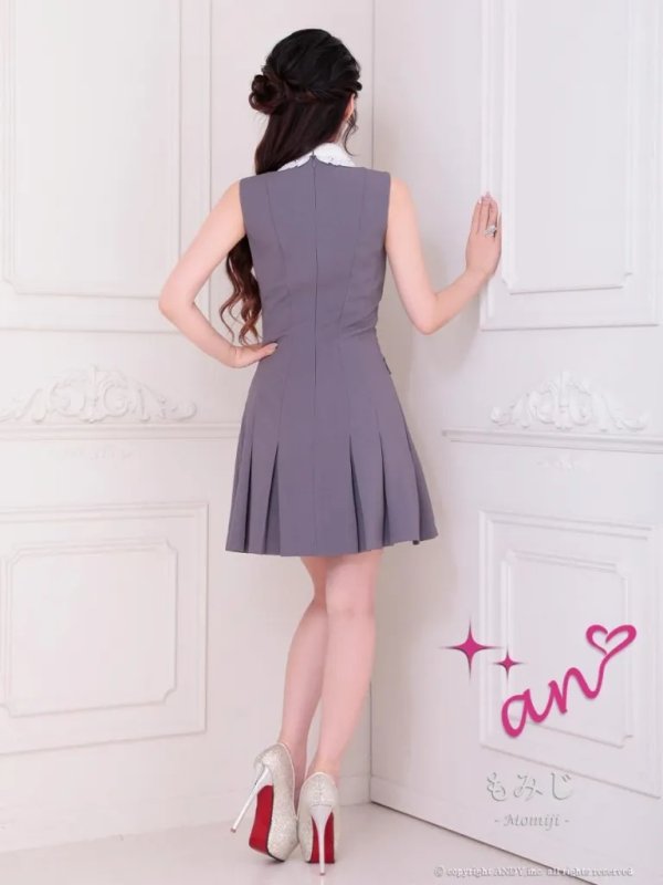 グレー モデル：もみじ　着用サイズ：Sサイズ