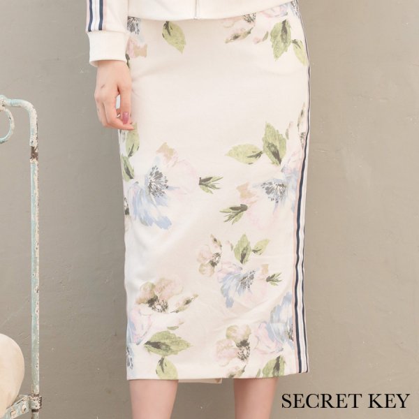 画像7: 【ルームウェア】サイドライン×フラワージャージ/スウェット/部屋着/パジャマ/  ロングスカート / セットアップルームウェア[HC02]