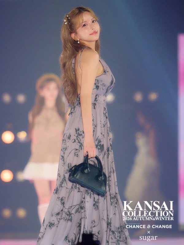 画像2: 【藤崎つかさ/関西コレクション着用】XS-Lサイズあり【DEA./ディア】Halter flower long dress/ サテン/ ホルターネック/ リボン/ 花柄/ フレア/ ギャザー/ ワンピース/ ミディアムドレス/ キャバドレス long[OF08]