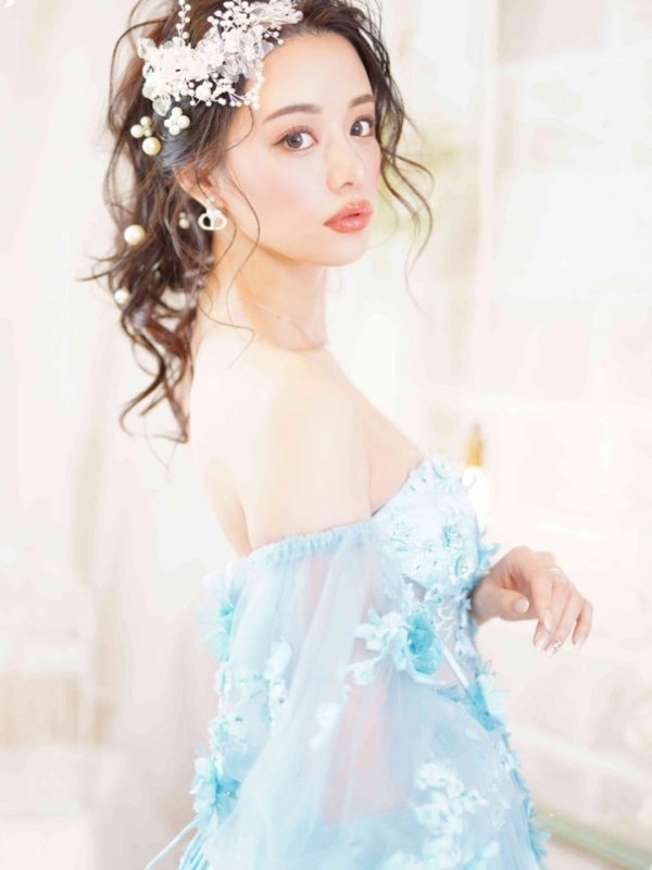 ブルー モデル:るな 身長:159cm 着用サイズ:Mサイズ