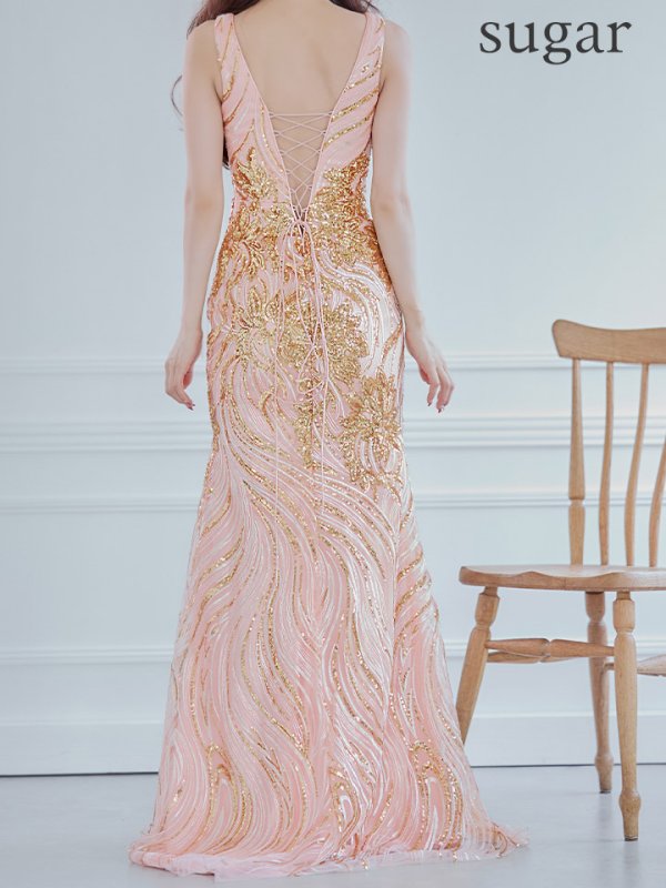 シャンパン モデル:るな 身長:159cm:Mサイズシャンパン モデル:るな 身長:159cm:Mサイズ