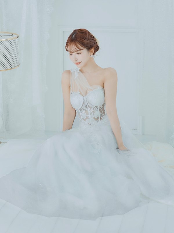 画像4: 【関西コレクション着用】Lサイズあり【JEAN MACLEAN/ジャンマクレーン】刺繍/ レース/ ワンショルダー/ ワンカラー/ Aライン/ フレア/ ロングドレス/ キャバドレス long[OF2A]