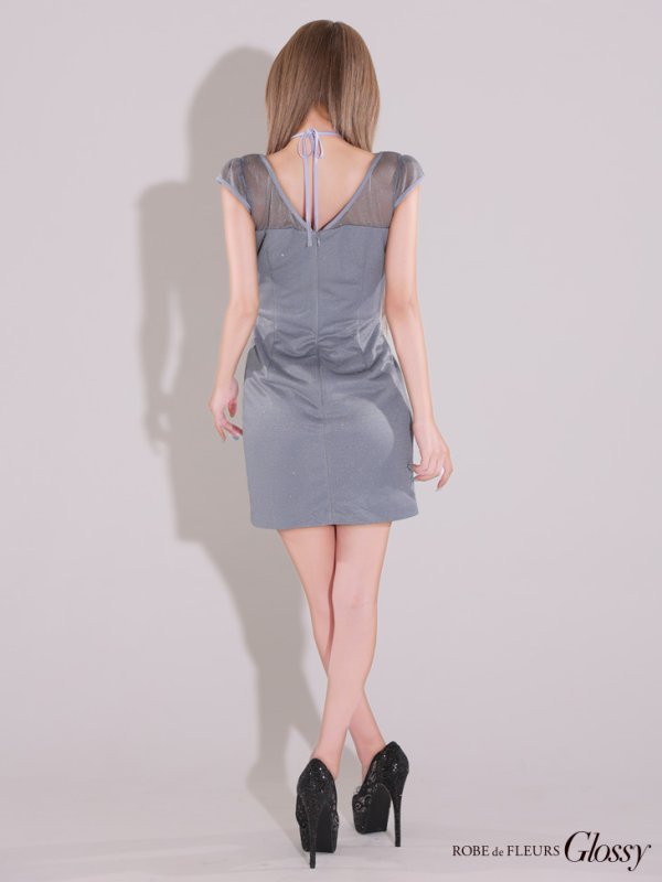 グレーブルー モデル:如月れい 身長:156cm 着用サイズ:Sサイズ