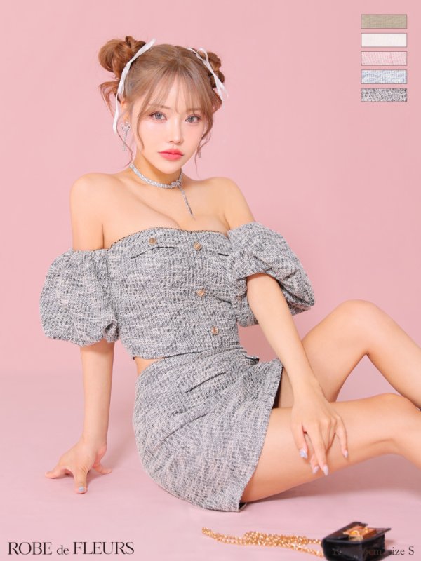ブラック モデル：如月れい　身長：156cm　着用サイズ：Sサイズ