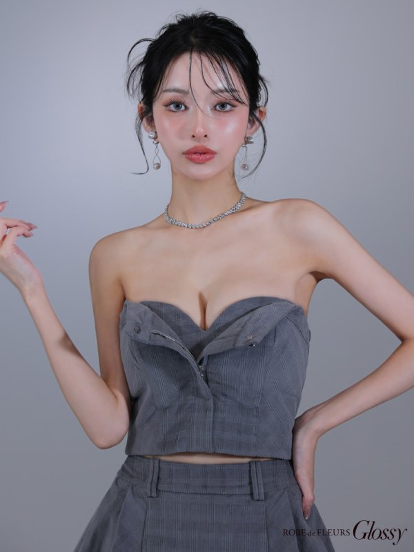 グレー モデル:まおちゃる 身長:158cm 着用サイズ:Sサイズ