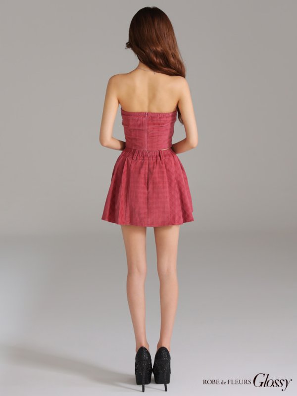 ピンク モデル:みゆ 身長:164cm 着用サイズ:Sサイズ