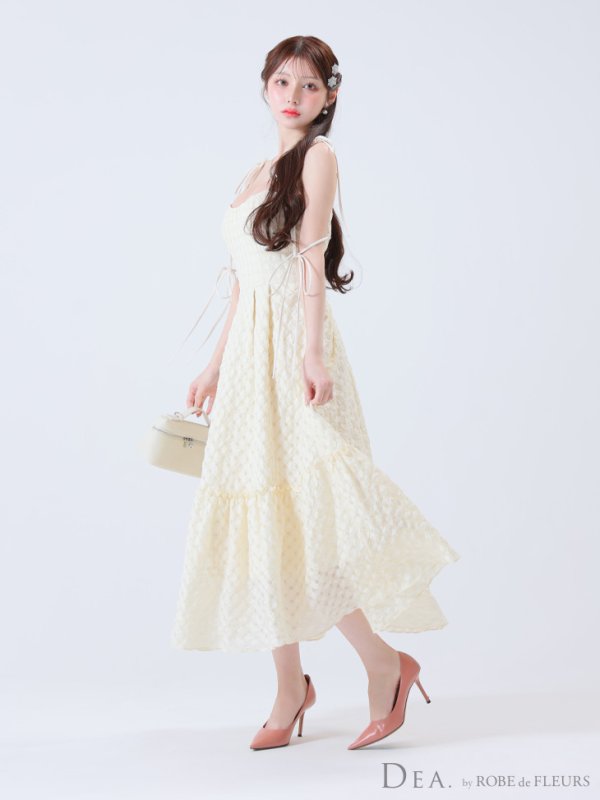 アイボリー モデル:ももか 身長:156cm 着用サイズ:Sサイズ