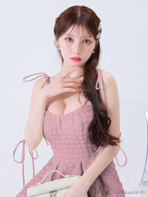 ピンク モデル:ももか 身長:156cm 着用サイズ:Sサイズ