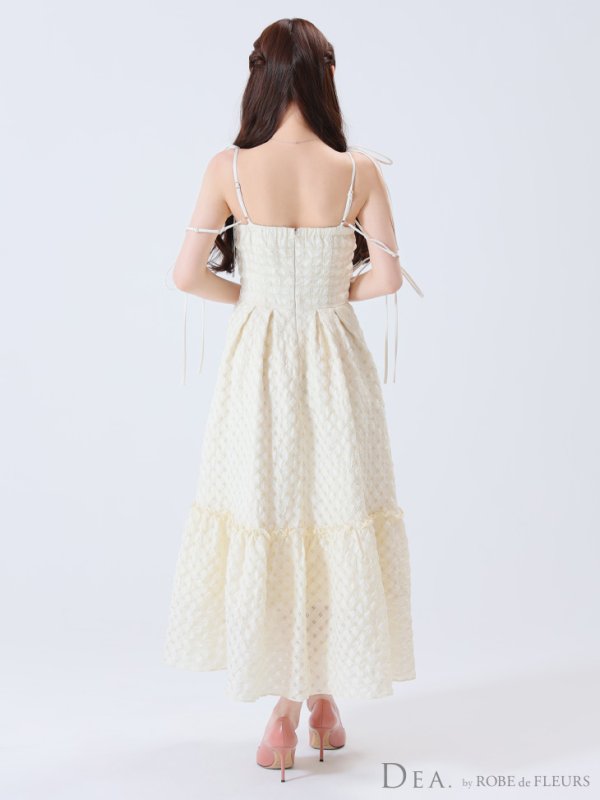 アイボリー モデル:ももか 身長:156cm 着用サイズ:Sサイズ