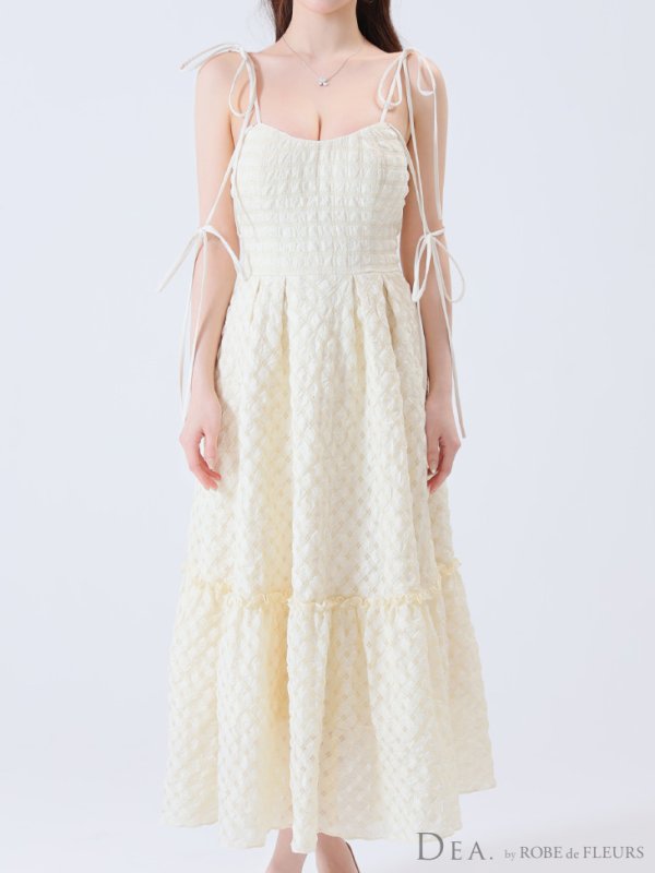 アイボリー モデル:ももか 身長:156cm 着用サイズ:Sサイズ