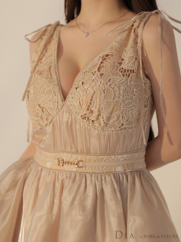 ベージュ モデル:ももか 身長:156cm 着用サイズ:Sサイズ