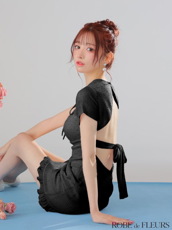 ブラック　モデル：らいか　身長：163cm　着用サイズ：Sサイズ