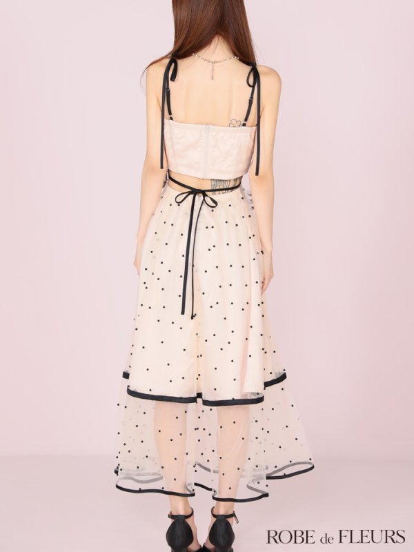 アイボリー モデル：まりん　身長：164cm　着用サイズ：Sサイズ