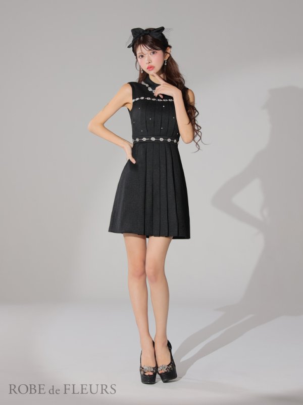 ブラック モデル:まりん 身長:164cm 着用サイズ:Sサイズ