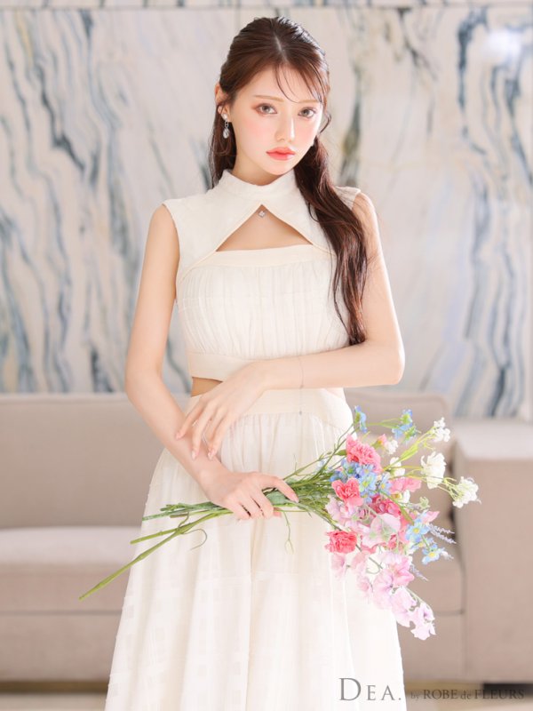 アイボリー モデル:ももか 身長:156cm 着用サイズ:Sサイズ