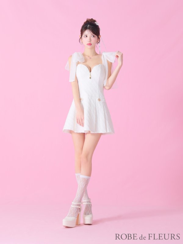 ホワイト モデル:まりん 身長:164cm 着用サイズ:Sサイズ