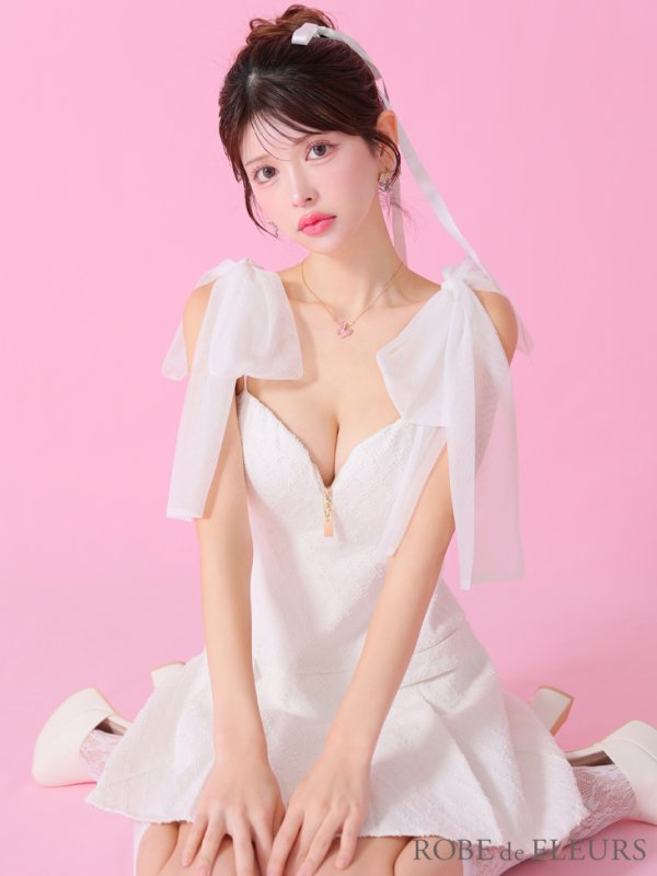 ホワイト モデル:まりん 身長:164cm 着用サイズ:Sサイズ