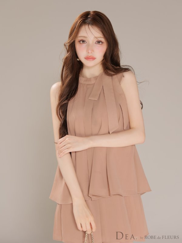 ベージュ モデル:ももか 身長:156cm:Sサイズ