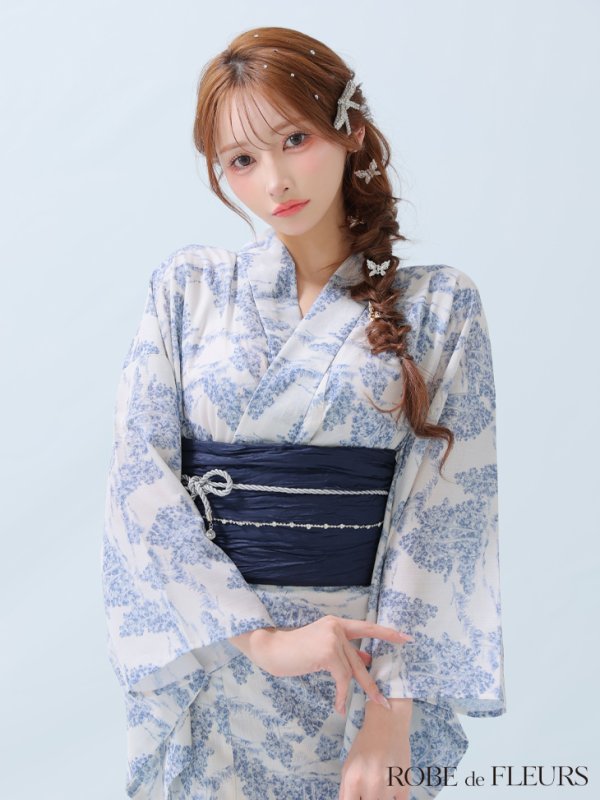 ブルー モデル：まみ　身長：161cm　着用サイズ：Fサイズ