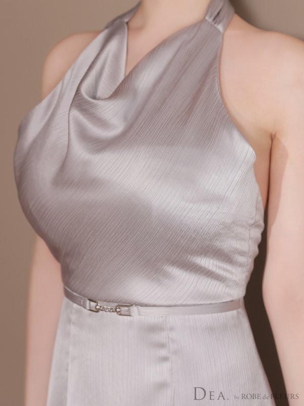 グレー モデル：りこ　身長：156cm　着用サイズ：Sサイズ