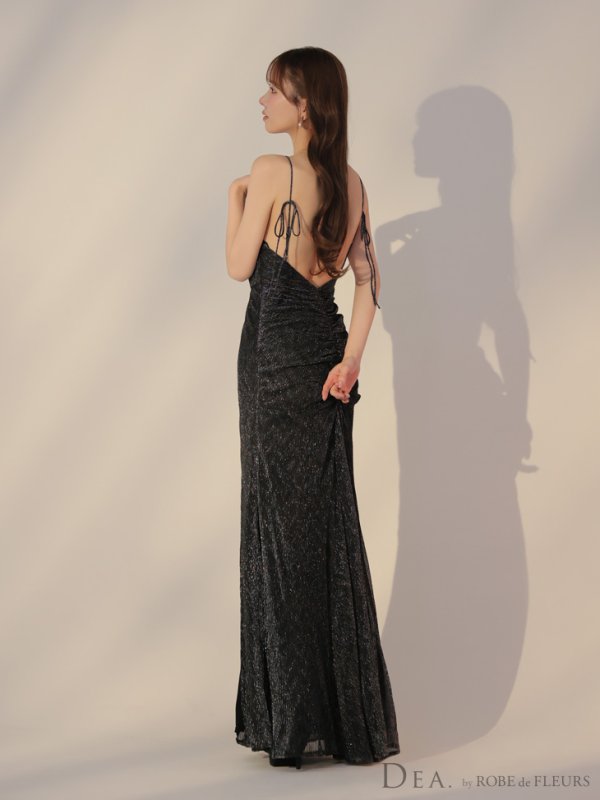 ブラック モデル：ゆめ　身長：160cm　着用サイズ：Sサイズ