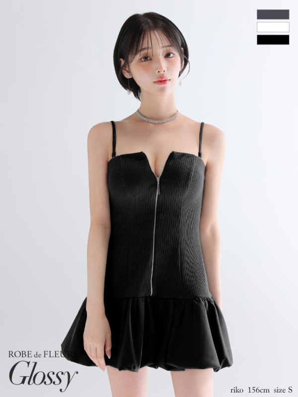 ブラック モデル：りこ　身長：156cm　着用サイズ：Sサイズ
