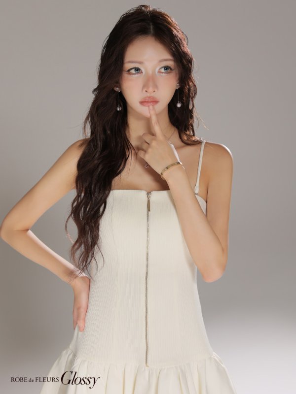 アイボリー モデル：ハニ　身長：162cm　着用サイズ：Sサイズ