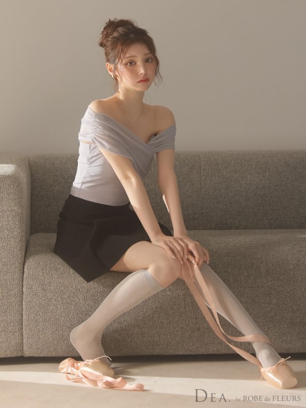 グレー モデル：ももか　身長：156cm　着用サイズ：Sサイズ