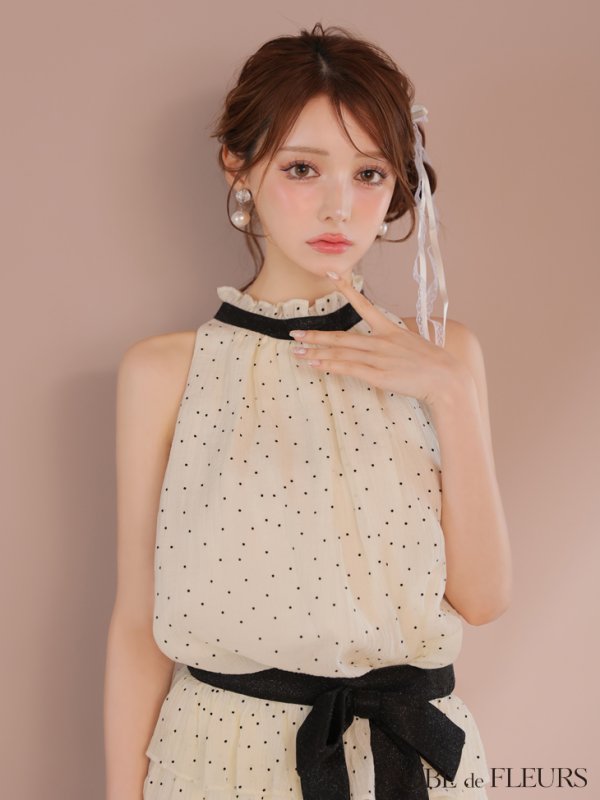 アイボリー モデル：ももか　身長：156cm　着用サイズ：Sサイズ