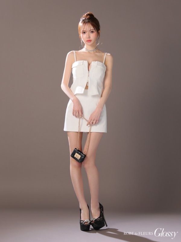 ホワイト モデル:ゆめ 身長:160cm 着用サイズ:Sサイズ