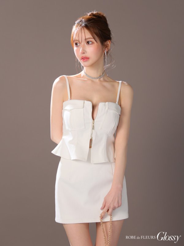 ホワイト モデル:ゆめ 身長:160cm 着用サイズ:Sサイズ