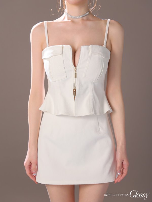 ホワイト モデル:ゆめ 身長:160cm 着用サイズ:Sサイズ