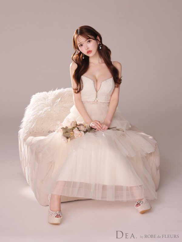 アイボリー モデル:ゆめ 身長:160cm:Sサイズ