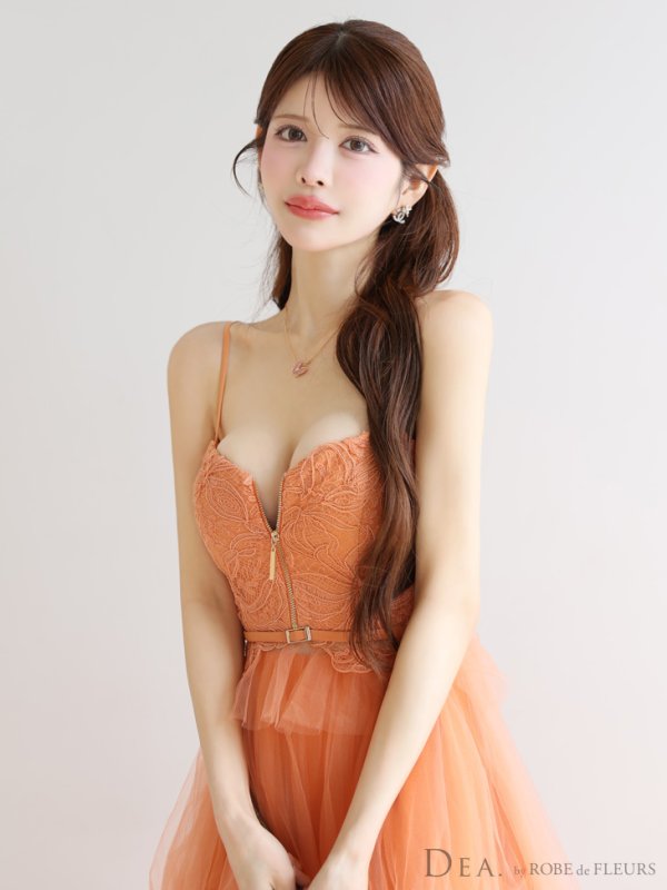 オレンジ モデル:まりん 身長:164cm 着用サイズ:Sサイズ