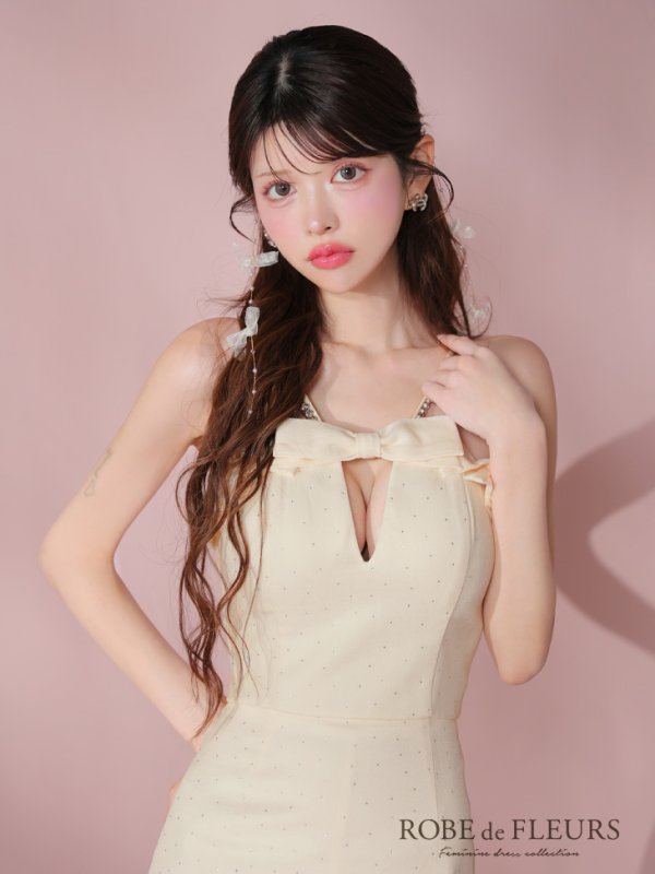 アイボリー モデル:まりん 身長:164cm 着用サイズ:Sサイズ