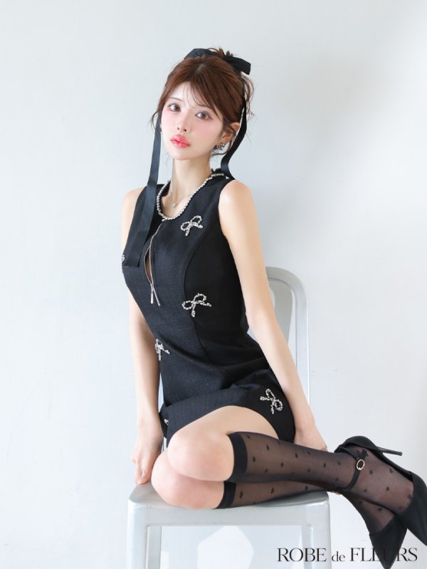 ブラック　モデル：まりん　身長：164cm　着用サイズ：Sサイズ