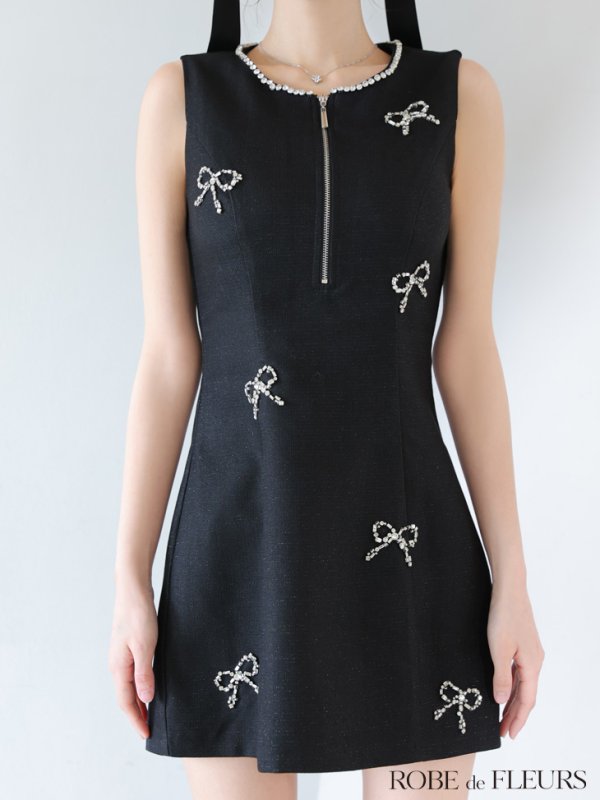 ブラック　モデル：まりん　身長：164cm　着用サイズ：Sサイズ