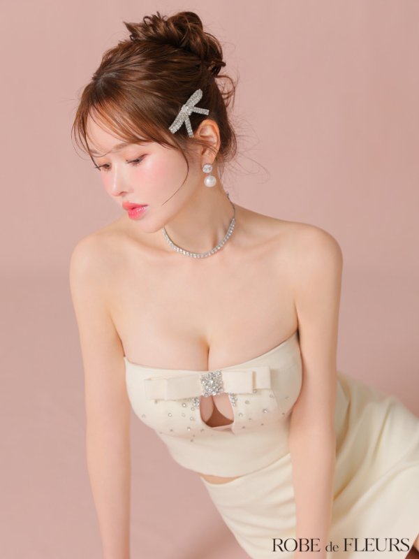 アイボリー モデル:ゆめ 身長:160cm 着用サイズ:Sサイズ