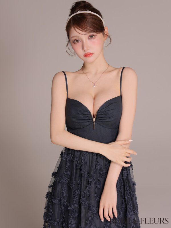 ネイビー モデル：ももか　身長：156cm　着用サイズ：Sサイズ