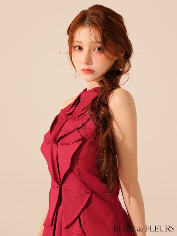 レッド モデル:ももか 身長:156cm 着用サイズ:Sサイズ