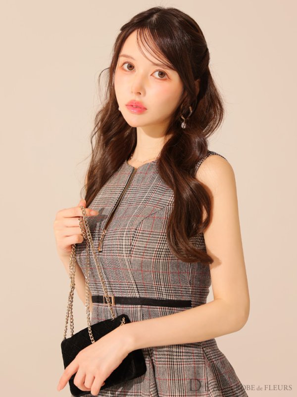 グレーチェック モデル：ゆめ　身長：160cm　着用サイズ：Sサイズ