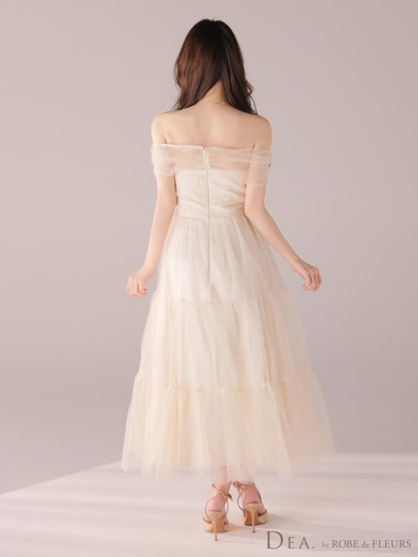 アイボリー モデル：ゆめ　身長：160cm　着用サイズ：Sサイズ