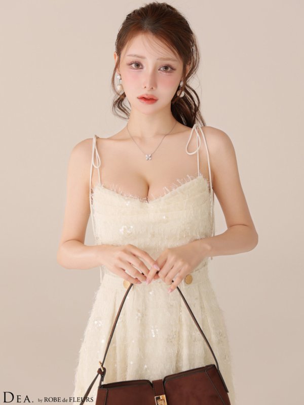 アイボリー モデル:ももか 身長:156cm 着用サイズ:Sサイズ