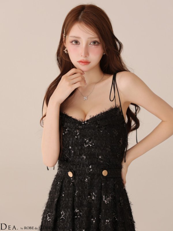 ブラック モデル:ももか 身長:156cm 着用サイズ:Sサイズ