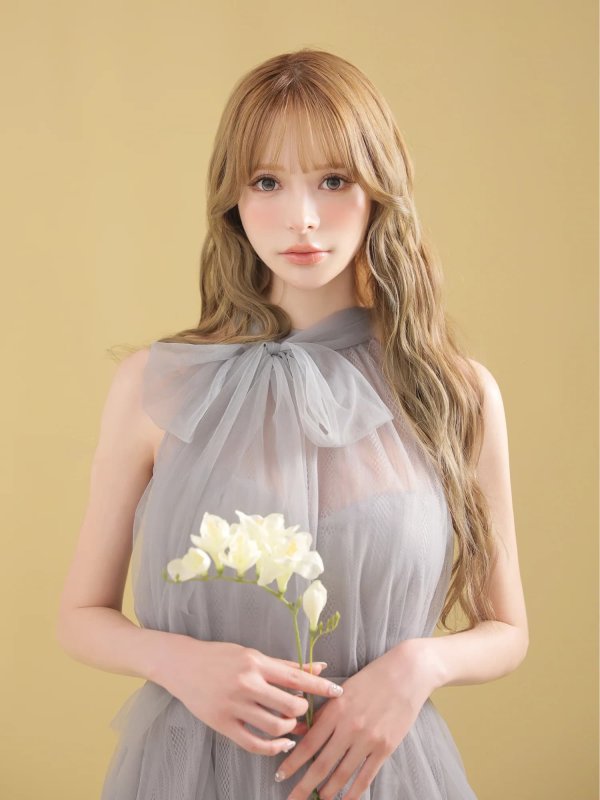 ブルー　モデル：咲希　身長：164cm　着用サイズ：Sサイズ