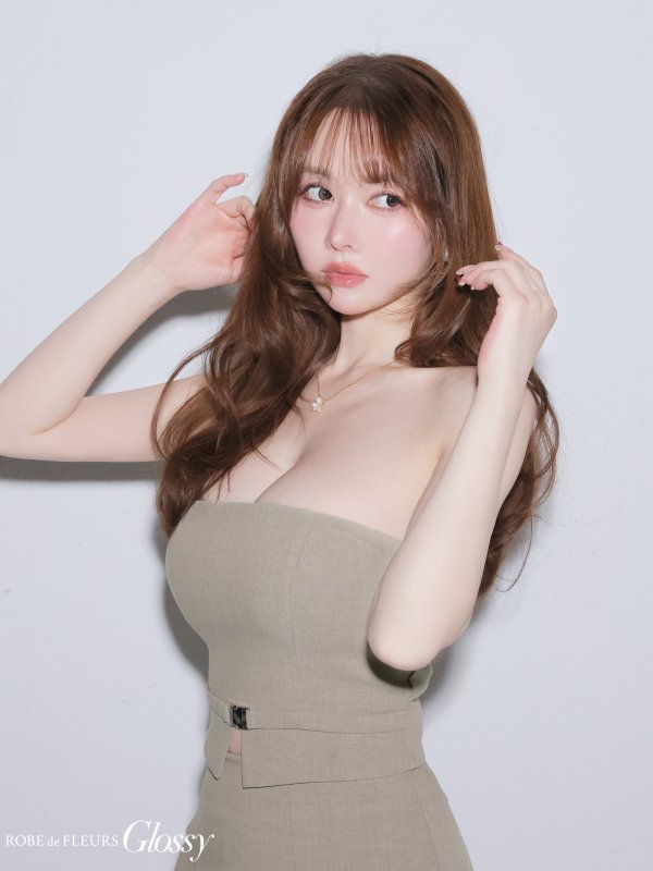 ベージュ　モデル：ゆめ　身長：160cm　着用サイズ：Sサイズ