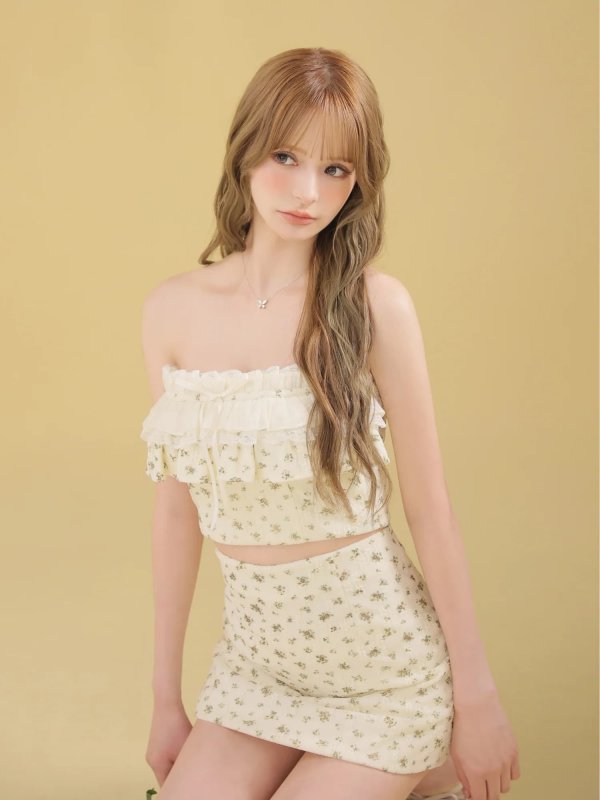 イエロー　モデル：咲希　身長：164cm　着用サイズ：Sサイズ