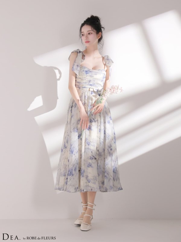 ブルー　モデル：ゆりお　身長：165cm　着用サイズ：Sサイズ