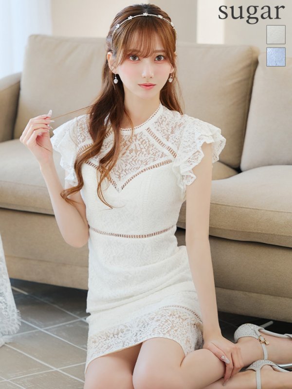 ホワイト モデル：あすか　身長：170cm　着用サイズ：Sサイズ